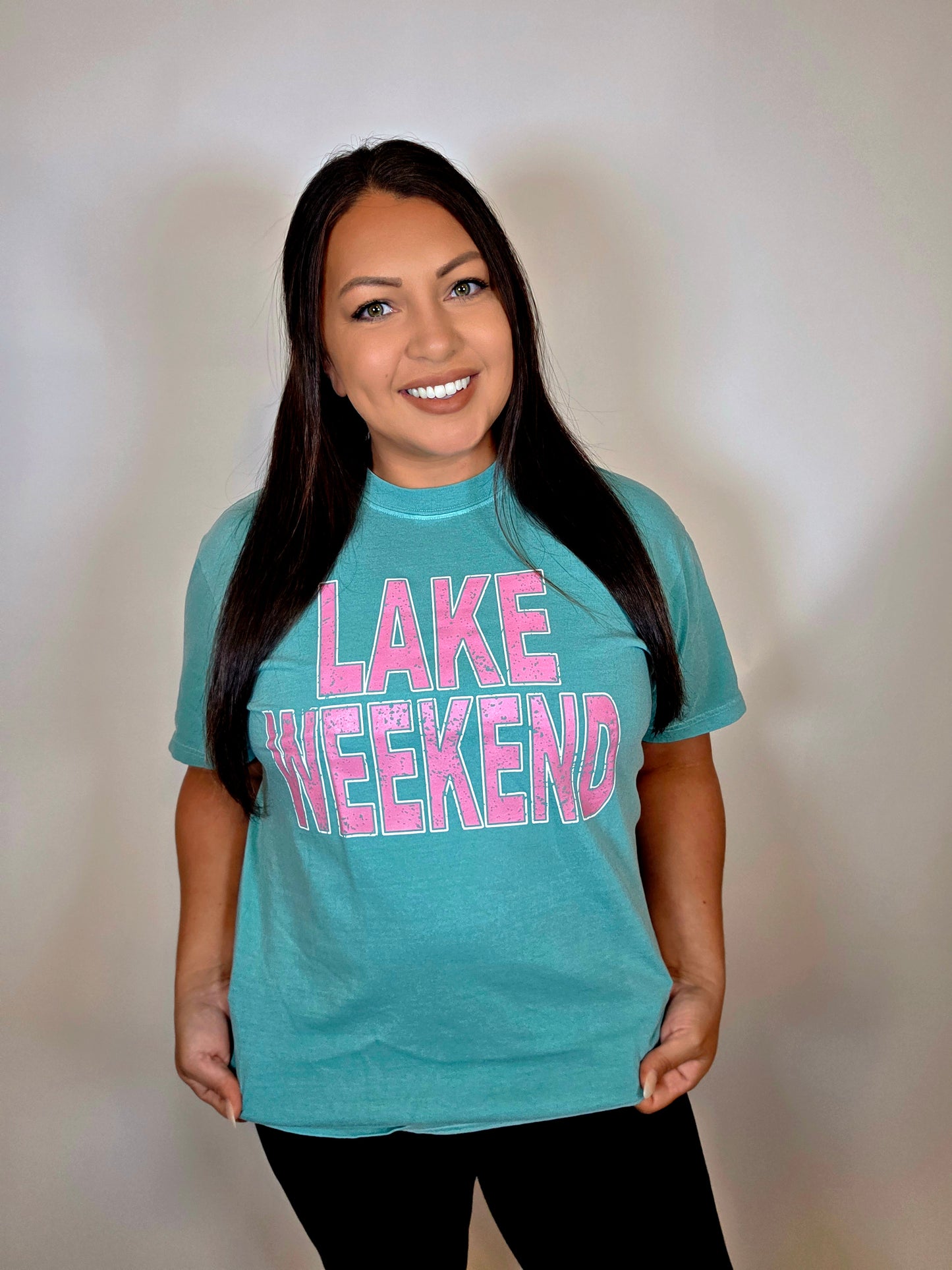 Lake Weekend Sea Foam Tee